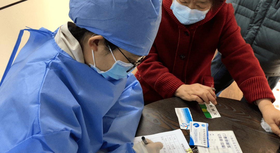 保山24小时套医保卡回收商家(急用钱24小时医保提取)